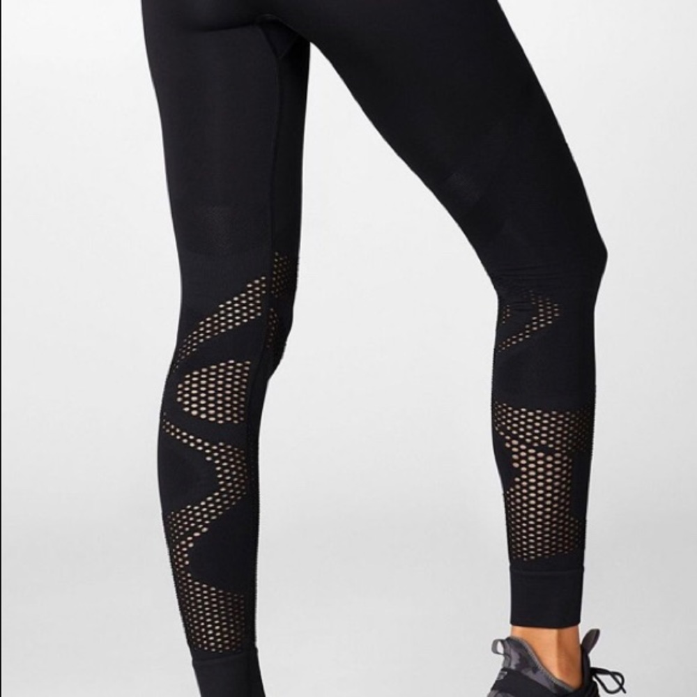 Fabletics NWOT black mesh leggings
